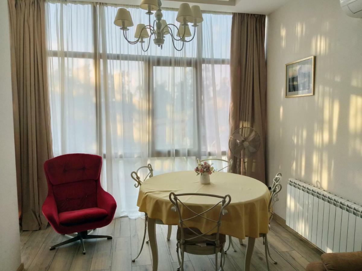 Boulevard Apartment Batumi Zewnętrze zdjęcie